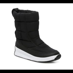 COPY - New! Sorel Out N About Puffy - Matte Black Size 7